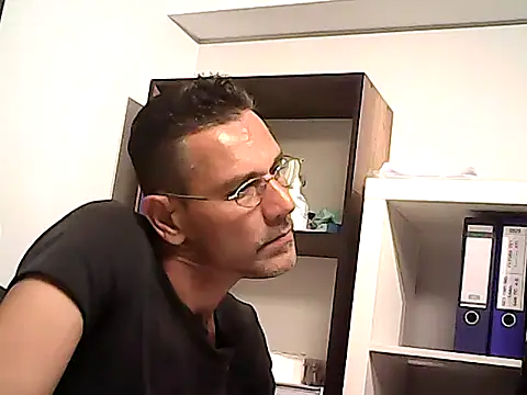 mastercharisma35 webcam