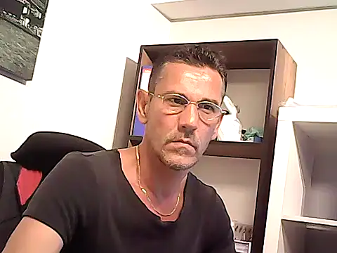 mastercharisma35 webcam