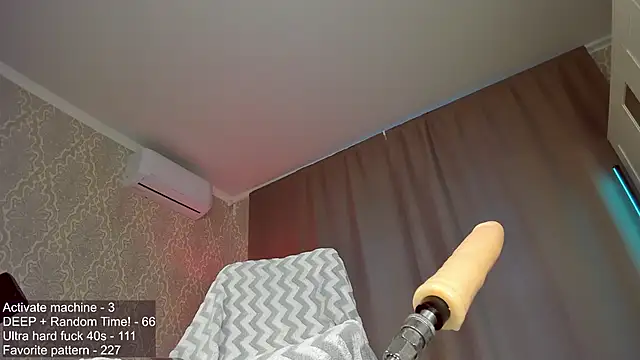 Juicy_Vikki webcam