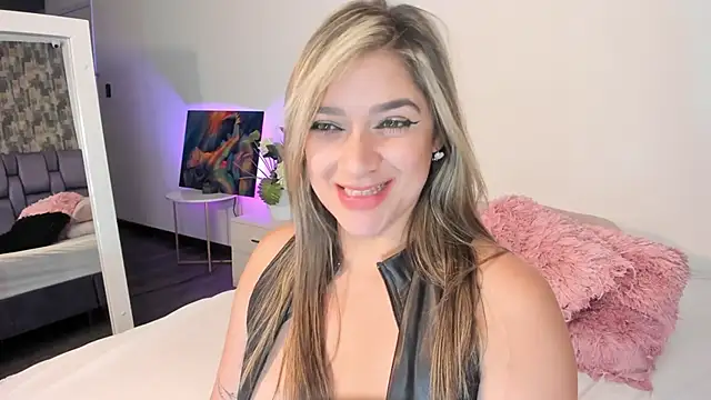 NicoleDiior webcam