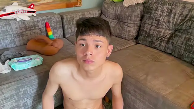 Bldavioro45 - Male webcam sex chat
