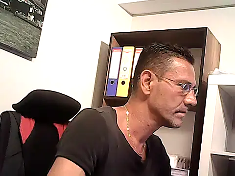 mastercharisma35 webcam