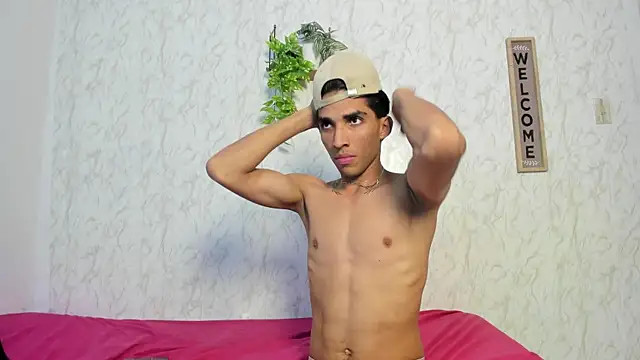 Llaicelellyn - Couple webcam sex chat