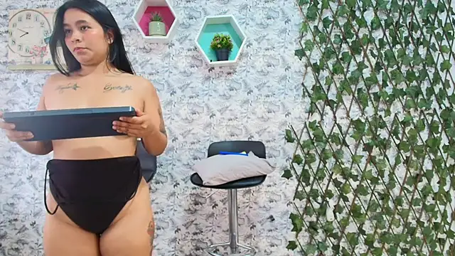 Baby3hot webcam