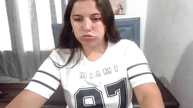 sarah_aguilar webcam