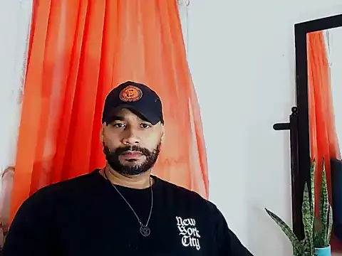 musclehetero webcam