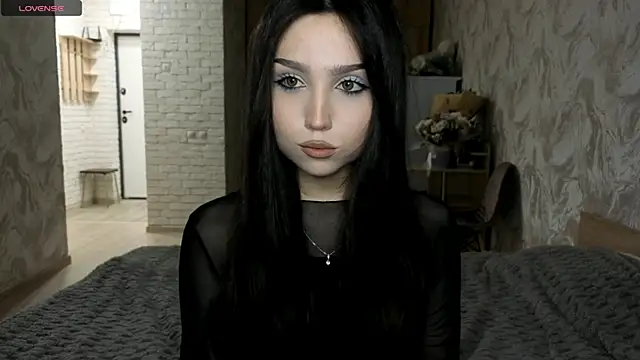 Qwami_Amie webcam