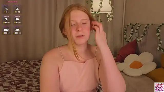 Sally_Ange1 webcam
