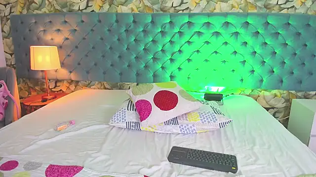 AlexiiaBrown webcam