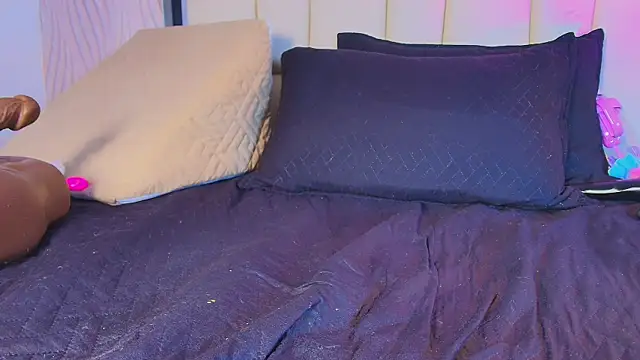Lana_Sliim webcam