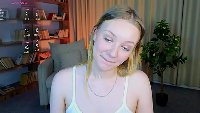 StaceyyJones webcam