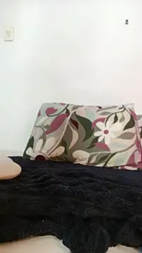 DanaaCollins webcam