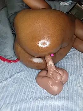 Prettyafricana webcam