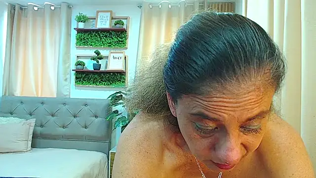 sasi_luna webcam