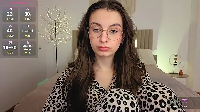 Real_cutie1 webcam