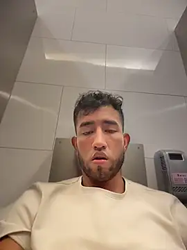 liam_bronw webcam