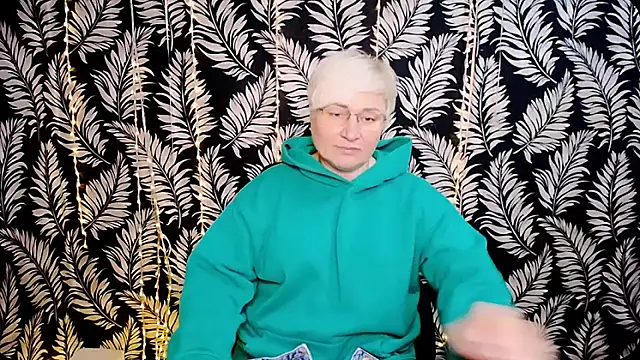 Olivia_playful webcam