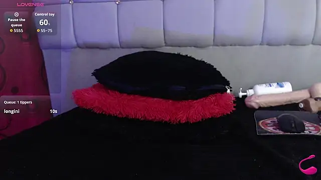 charlotte_brawn webcam
