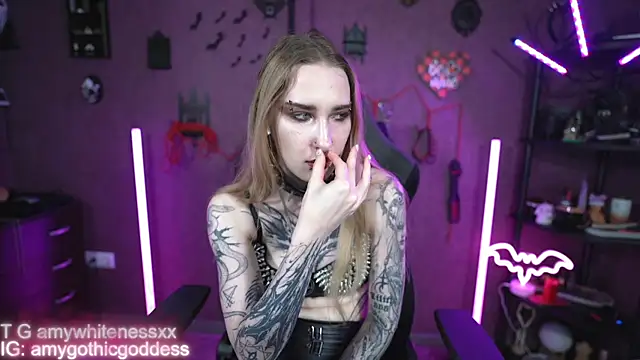 amywhitenessxx webcam