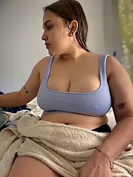 colibri_xxx (F young) - PLAY PUSSY +Squirt