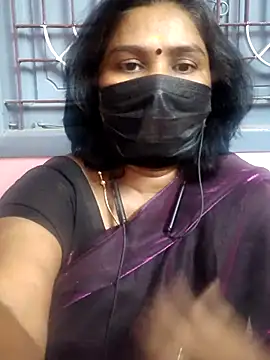 Miss-Maggi webcam