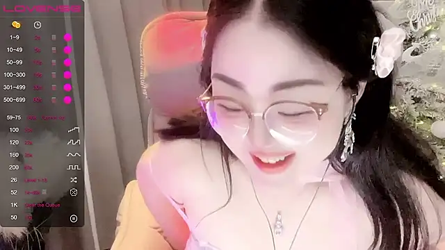 Monica-666888- webcam