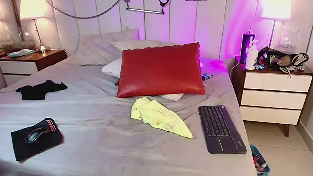 AlanaWesst webcam