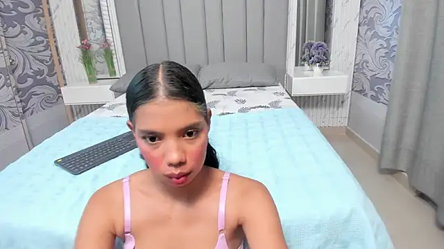 doll_skinny18 webcam