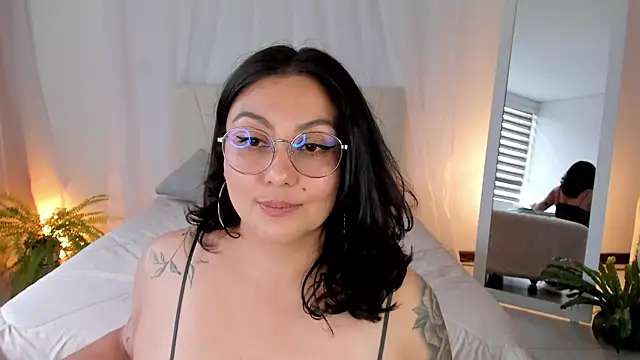 karla_paradise_ webcam