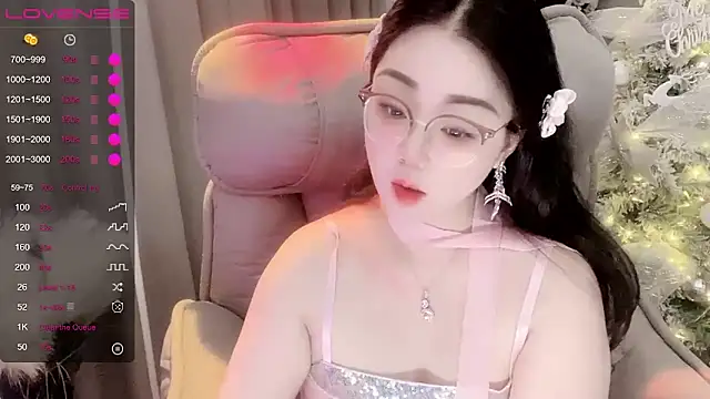 Monica-666888- webcam
