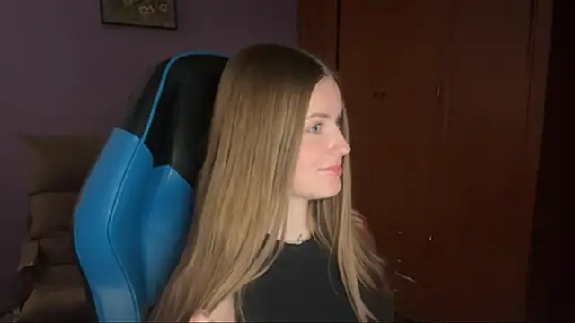 SilkSinner_ webcam