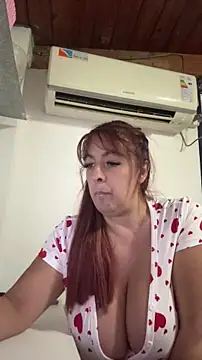 Sofyalone_ webcam