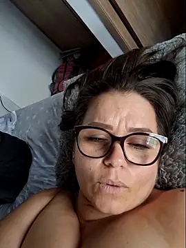 MariaPau_83 webcam