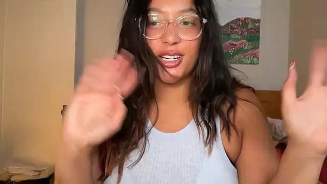 dreamyriri (F young) - strip tease with full pussy spread
