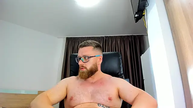 findom_guy (M young) - hard cock