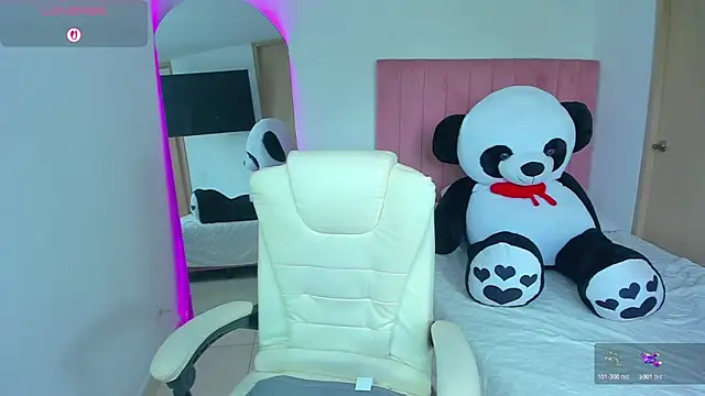 Janettcruz webcam