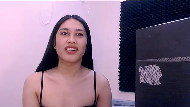 goddess_athena69 (T teen) - cum in public
