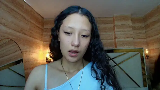 abby__r (F teen) - show tits 🍒✨