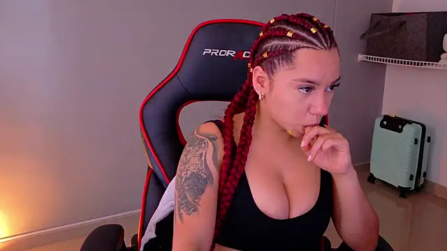 samantha_tattu webcam