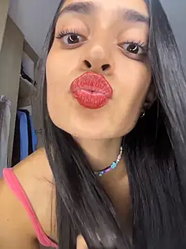 leilani_X webcam