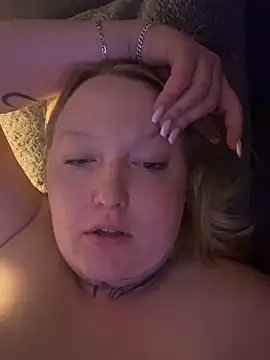 Lolaaxxx13 webcam