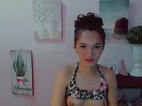 Modelo: Urblossom_princessxxx