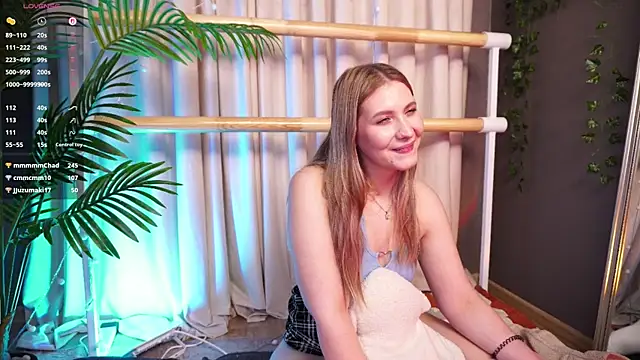 Emilicious webcam
