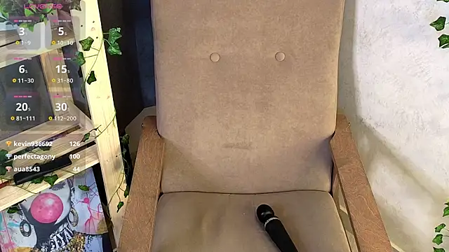DelinaVV webcam