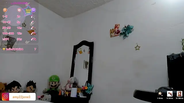 Amy_jones77 webcam