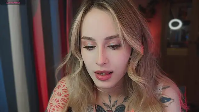 aviva_faith webcam