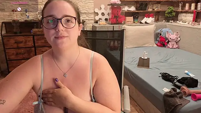 Kimberly-Caprice webcam