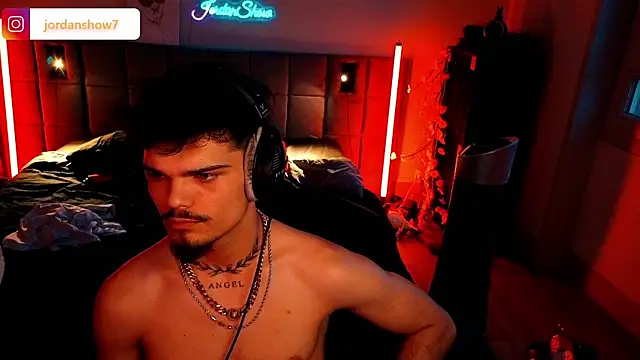 JordanShow webcam