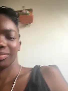 Riri_Blonde10 webcam