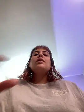 name_less_lulu webcam